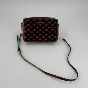 Michael kors crossbody